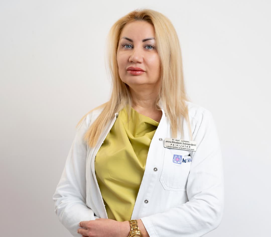 Д-р Јелена Никодијевиќ – Добросављевиќ – психијатар и специјалист за зависности во клиниката MedTiM